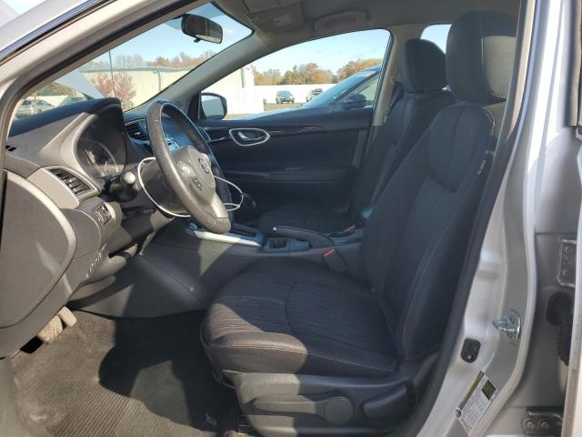 3N1AB7AP5JL642062 - 2018 NISSAN SENTRA S 银色 照片 7