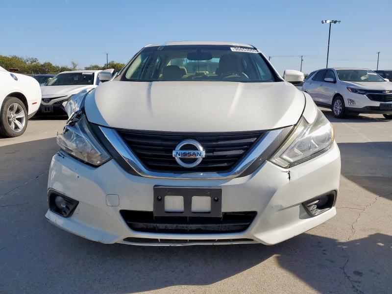 1N4AL3AP3GC242644 - 2016 NISSAN ALTIMA 2.5 WHITE photo 5