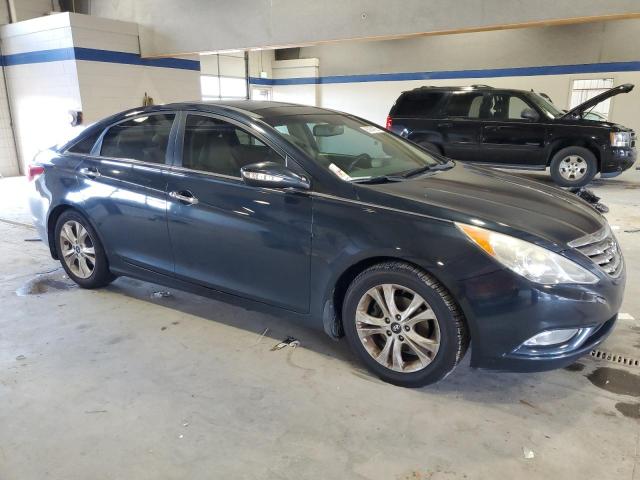 5NPEC4AC0DH644474 - 2013 HYUNDAI SONATA SE BLACK photo 4