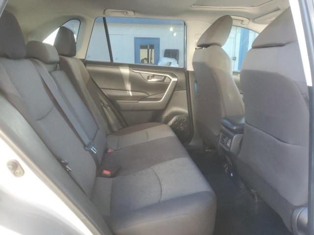 2T3W1RFV3LW064287 - 2020 TOYOTA RAV4 XLE Grau Foto 10