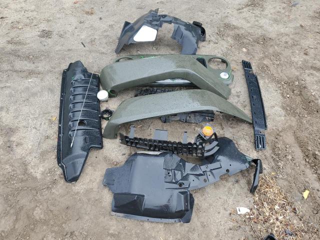 1C4BJWEG0FL696686 - 2015 JEEP WRANGLER U SAHARA GREEN photo 12