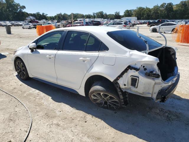 JTDS4MCE8MJ073094 - 2021 TOYOTA COROLLA SE WHITE photo 2