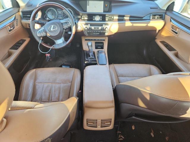 58ABK1GG4JU101326 - 2018 LEXUS ES 350 WHITE photo 8