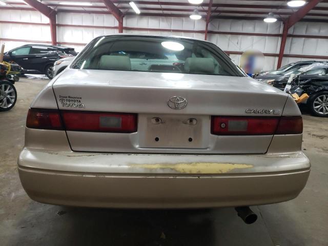 4T1BG22K8WU280200 - 1998 TOYOTA CAMRY CE 米色 照片 6