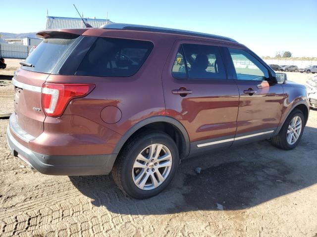 1FM5K8D87JGC15460 - 2018 FORD EXPLORER XLT 栗色 照片 3