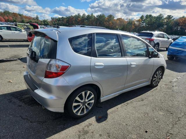 JHMGE8H5XDC052883 - 2013 HONDA FIT SPORT 银色 照片 3
