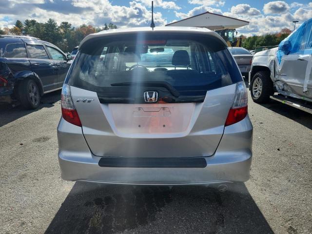 JHMGE8H5XDC052883 - 2013 HONDA FIT SPORT 银色 照片 6