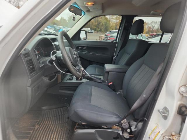 1C4PJMAK2CW184023 - 2012 JEEP LIBERTY SPORT 白色 照片 7