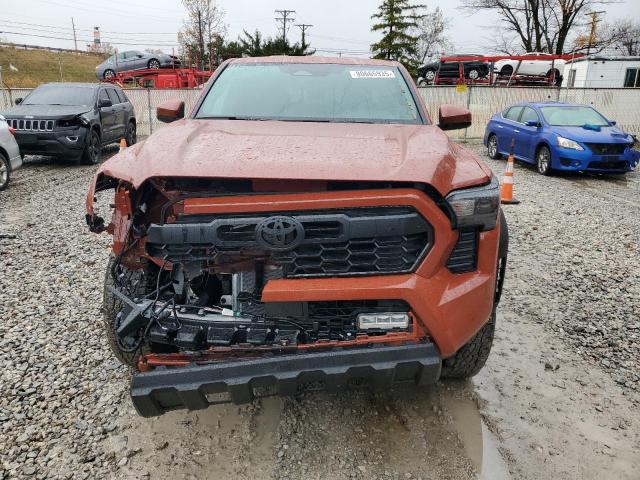 3TMLB5JN3SM184963 - 2025 TOYOTA TACOMA DOUBLE CAB 橙色 照片 5