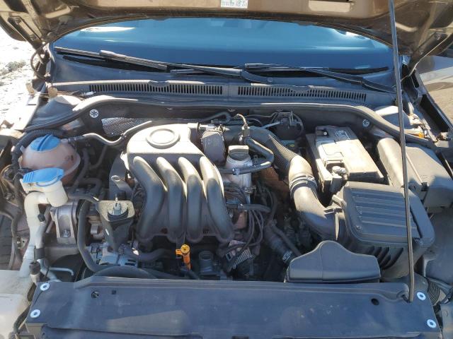 3VW2K7AJ3DM271881 - 2013 VOLKSWAGEN JETTA BASE BROWN photo 11