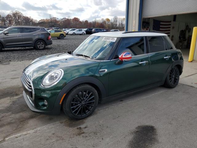 2018 MINI COOPER, null