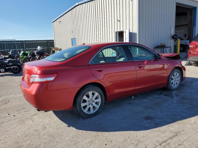 4T4BF3EK7BR216279 - 2011 TOYOTA CAMRY BASE RED photo 3