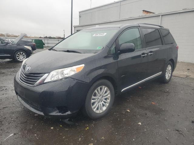 2016 TOYOTA SIENNA XLE, 