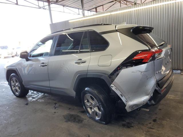 2T3W1RFV9SC330525 - 2025 TOYOTA RAV4 XLE ვერცხლისფერი ფოტო 2