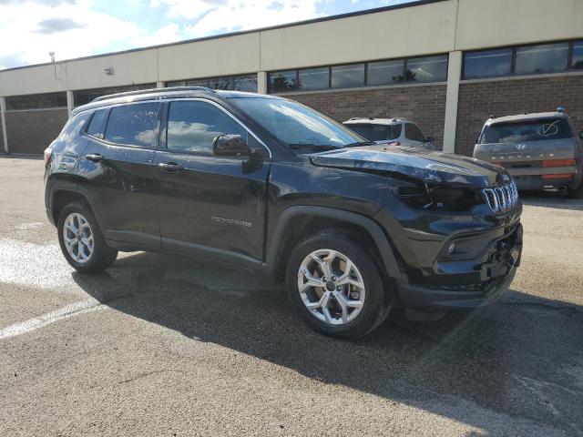 3C4NJDBN4ST580006 - 2025 JEEP COMPASS LATITUDE BLACK photo 4