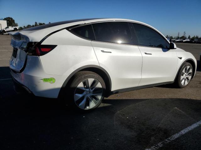 7SAYGDEEXPF622551 - 2023 TESLA MODEL Y WHITE photo 3