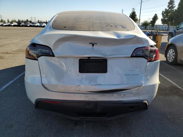 7SAYGDEEXPF622551 - 2023 TESLA MODEL Y WHITE photo 6