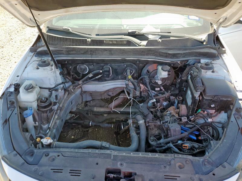 5XXGN4A73FG443334 - 2015 KIA OPTIMA EX თეთრი ფოტო 11