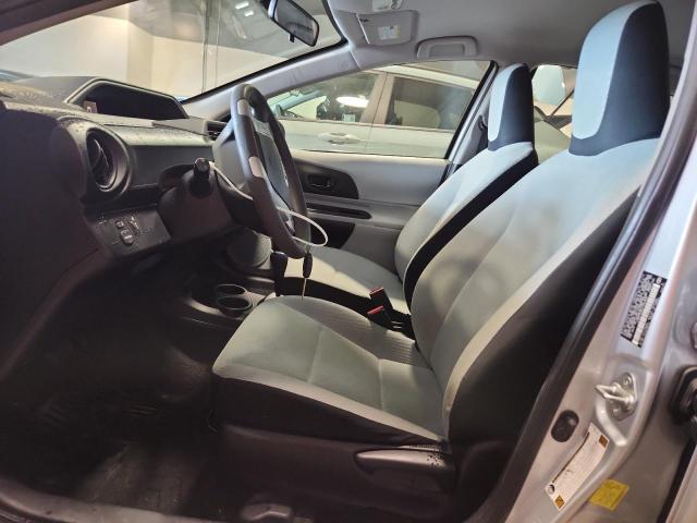 JTDKDTB35D1532592 - 2013 TOYOTA PRIUS C 银色 照片 7