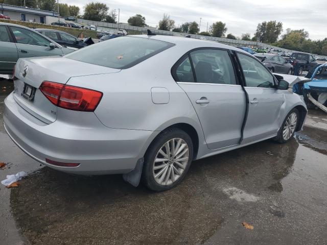 3VWD17AJ7FM305478 - 2015 VOLKSWAGEN JETTA SE SILVER photo 3