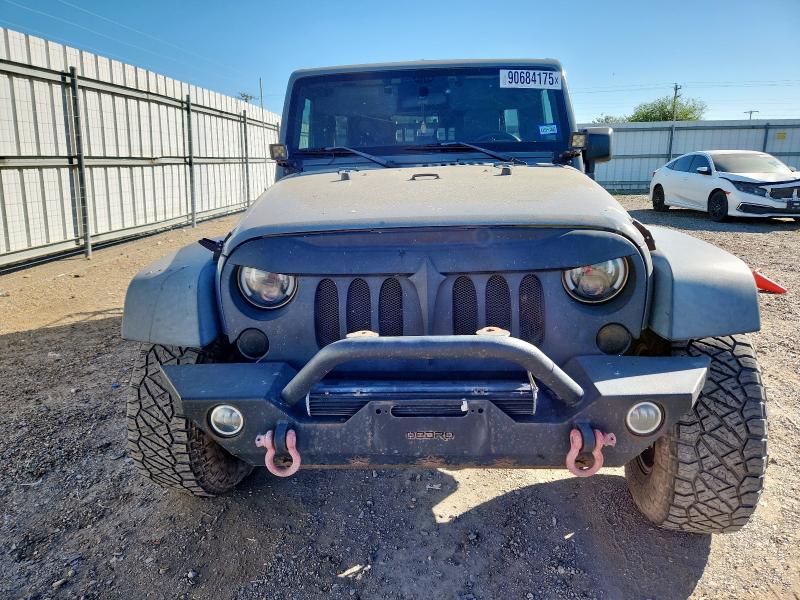 1C4BJWDG3FL591349 - 2015 JEEP WRANGLER U SPORT GRAY photo 5