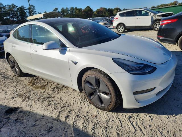 5YJ3E1EB4LF629037 - 2020 TESLA MODEL 3 WHITE photo 4