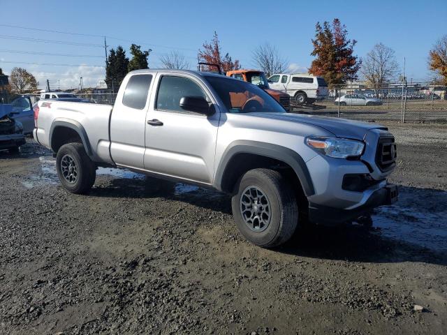 3TYSZ5AN9MT044883 - 2021 TOYOTA TACOMA ACCESS CAB ვერცხლისფერი ფოტო 4
