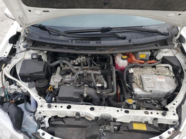 JTDKDTB34D1556091 - 2013 TOYOTA PRIUS C WHITE photo 11