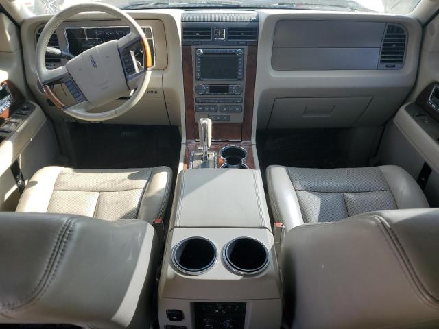 5LMJJ2J57DEL06153 - 2013 LINCOLN NAVIGATOR WHITE photo 8