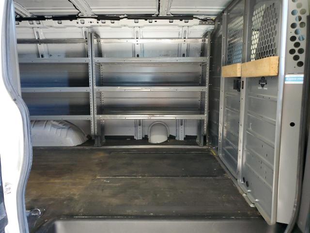 1GCZGGFG1K1302040 - 2019 CHEVROLET EXPRESS G3 WHITE photo 11