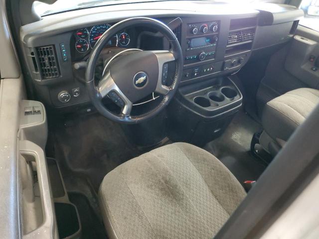 1GCZGGFG1K1302040 - 2019 CHEVROLET EXPRESS G3 WHITE photo 8