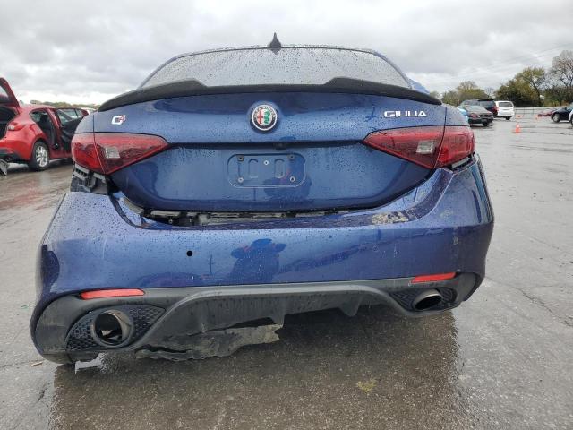ZARFAEDNXJ7570791 - 2018 ALFA ROMEO GIULIA Q4 BLUE photo 6