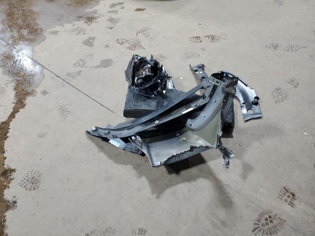 3C4NJDBB1JT131936 - 2018 JEEP COMPASS LATITUDE 灰色 照片 13