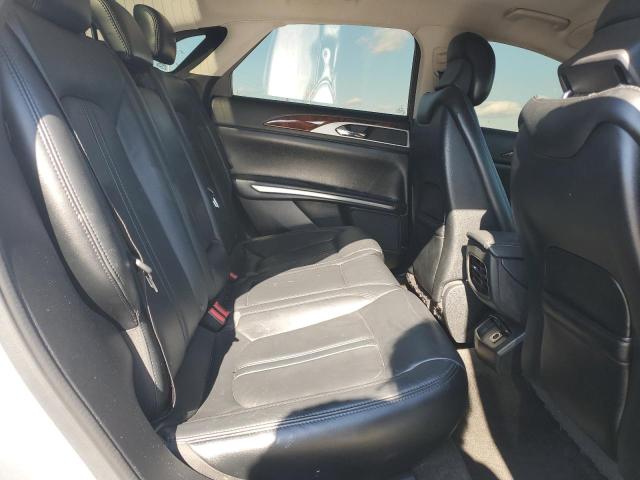 3LN6L2G90FR621180 - 2015 LINCOLN MKZ SILVER photo 10