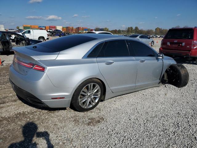 3LN6L2G90FR621180 - 2015 LINCOLN MKZ SILVER photo 3