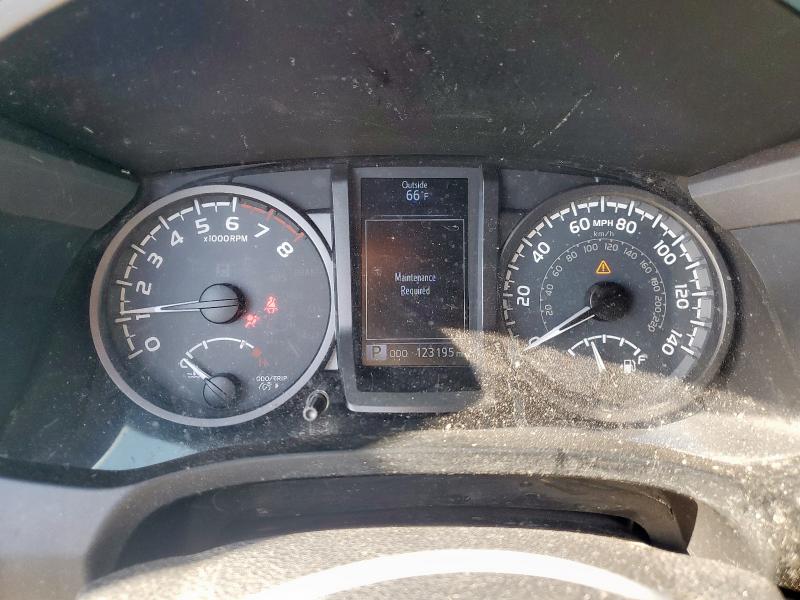 5TFCZ5AN8HX059598 - 2017 TOYOTA TACOMA DOUBLE CAB შავი ფოტო 9