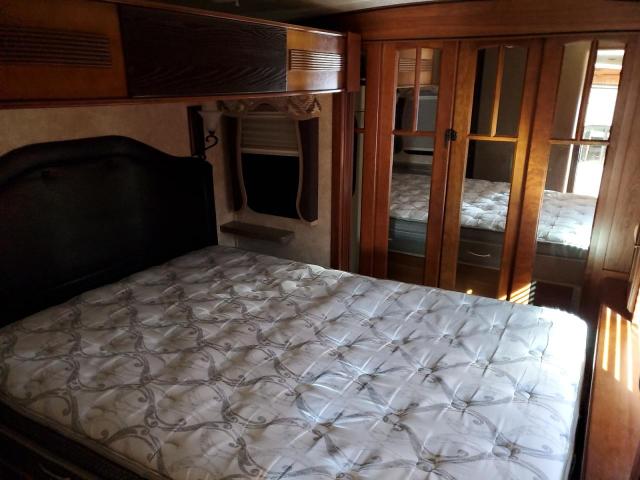 4YDF3622XE4701046 - 2014 KEYSTONE MONTANA WHITE photo 5