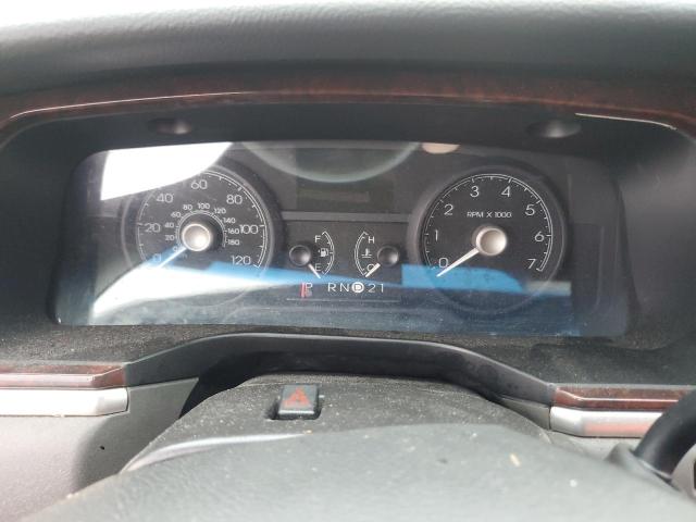 2LNBL8EV8BX755397 - 2011 LINCOLN TOWN CAR EXECUTIVE L BLACK photo 9