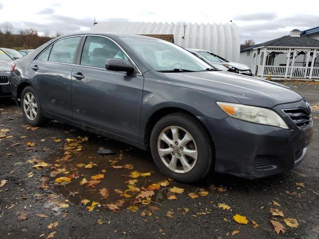 4T1BF3EK4BU187320 - 2011 TOYOTA CAMRY BASE GRAY photo 4