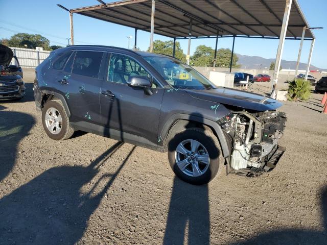 2T3P1RFV7KW052615 - 2019 TOYOTA RAV4 XLE 灰色 照片 4