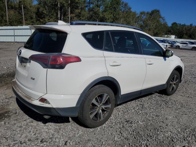 JTMWFREV7HJ702274 - 2017 TOYOTA RAV4 XLE WHITE photo 3