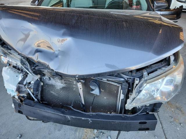 4T4BF1FK5DR328939 - 2013 TOYOTA CAMRY L 灰色 照片 11