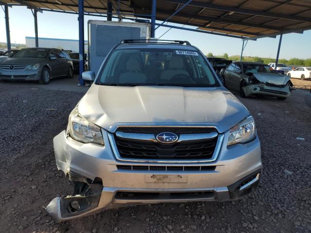 JF2SJAGC8HH456905 - 2017 SUBARU FORESTER 2.5I PREMIUM 银色 照片 5