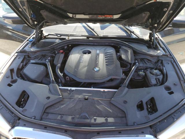 WBAJE5C51JWA93622 - 2018 BMW 540 I BLACK photo 11