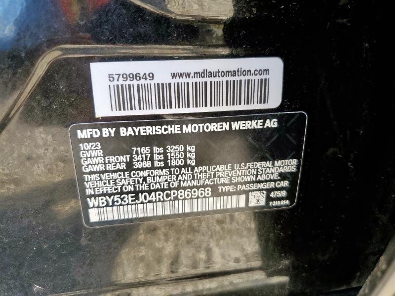 WBY53EJ04RCP86968 - 2024 BMW I7 XDRIVE60 Schwarz Foto 12