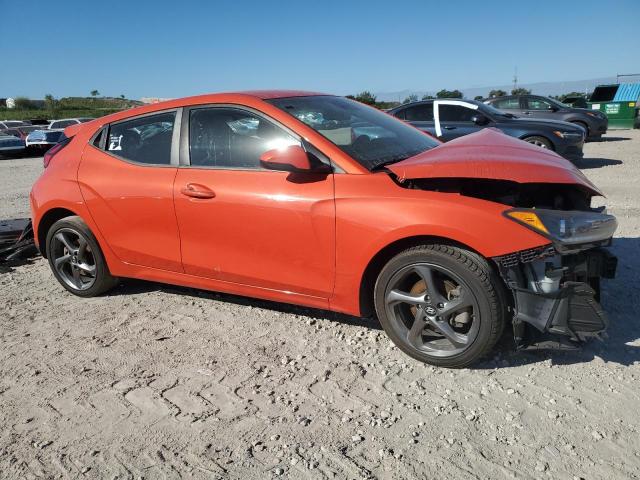 KMHTG6AF5LU026875 - 2020 HYUNDAI VELOSTER BASE Помаранчевий фото 4