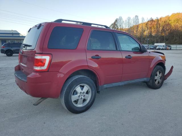 1FMCU9D73BKB12050 - 2011 FORD ESCAPE XLT RED photo 3