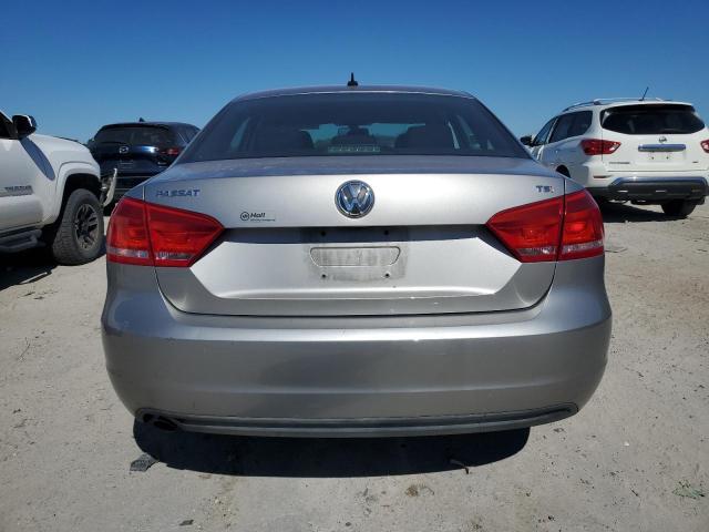 1VWAT7A36EC105576 - 2014 VOLKSWAGEN PASSAT S SILVER photo 6