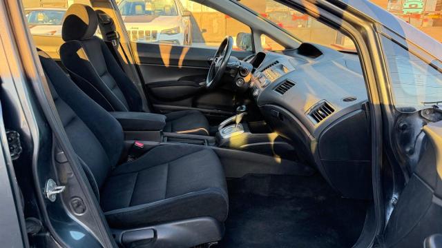 2HGFA1F69AH022652 - 2010 HONDA CIVIC LX-S 灰色 照片 5