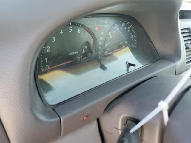 4T1BE32K32U582032 - 2002 TOYOTA CAMRY LE SILVER photo 9